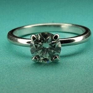 925 sterling silver 1.5ctw Moissanite 
Round Brilliant Cut solitaire